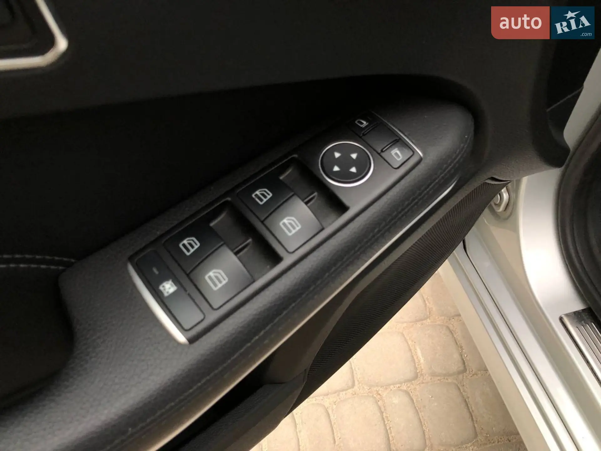 2015 Mercedes-Benz E-klasse - мініатюра 34