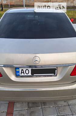 Седан Mercedes-Benz E-Class 2009 в Виноградові