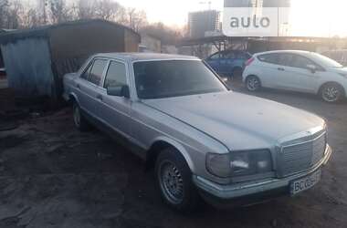 Седан Mercedes-Benz E-Class 1985 в Киеве