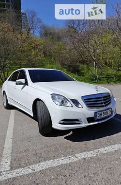 Седан Mercedes-Benz E-Class 2012 в Одессе