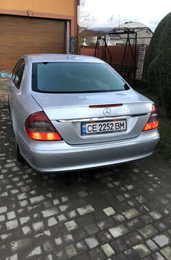 Седан Mercedes-Benz E-Class 2006 в Черновцах