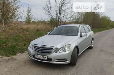 Универсал Mercedes-Benz E-Class 2011 в Ровно