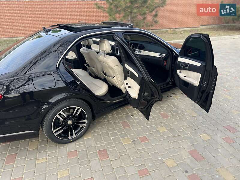 Седан Mercedes-Benz E-Class 2013 в Измаиле