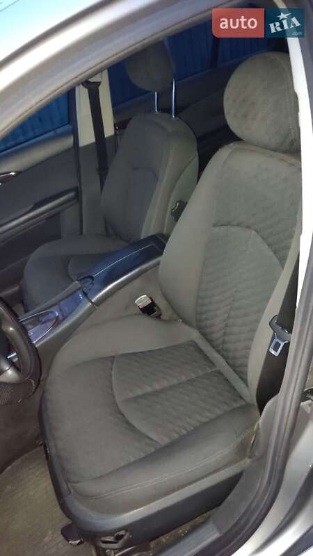 Седан Mercedes-Benz E-Class 2004 в Андрушевке