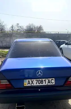 Mercedes-Benz E-Class 1987