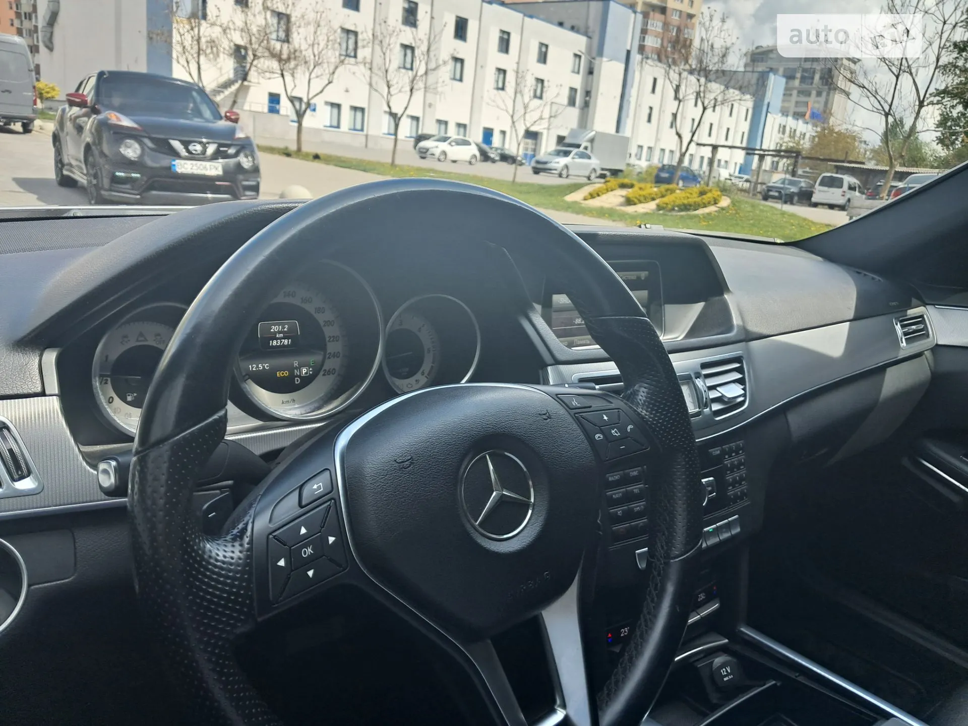 2013 Mercedes-Benz E-klasse - мініатюра 2