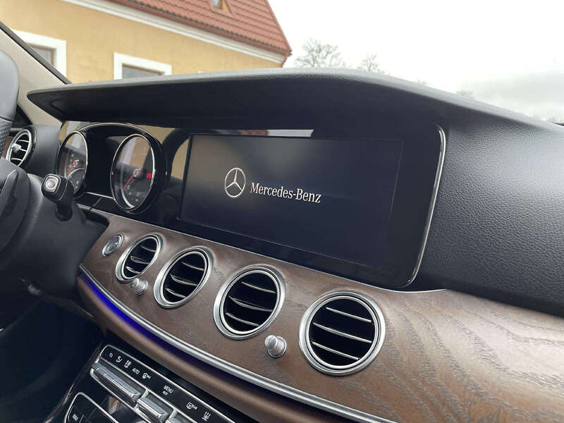 Седан Mercedes-Benz E-Class 2016 в Полтаве