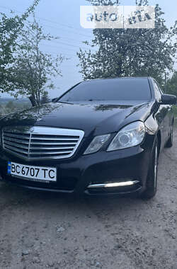 Седан Mercedes-Benz E-Class 2012 в Богодухове