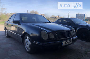 Седан Mercedes-Benz E-Class 1997 в Олександрівці