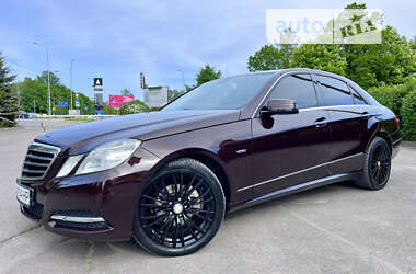 Седан Mercedes-Benz E-Class 2011 в Тернополе