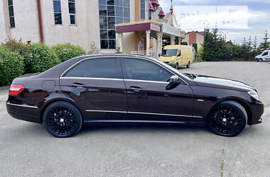 Седан Mercedes-Benz E-Class 2011 в Тернополе