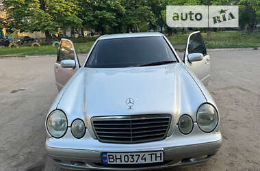Седан Mercedes-Benz E-Class 2000 в Краматорске