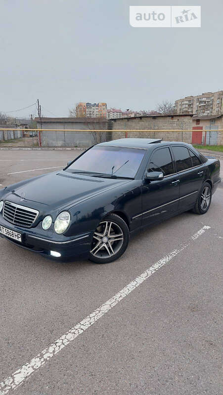 Седан Mercedes-Benz E-Class 2000 в Івано-Франківську