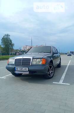 Седан Mercedes-Benz E-Class 1991 в Вінниці