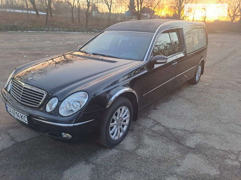 Катафалк Mercedes-Benz E-Class 2005 в Миронівці