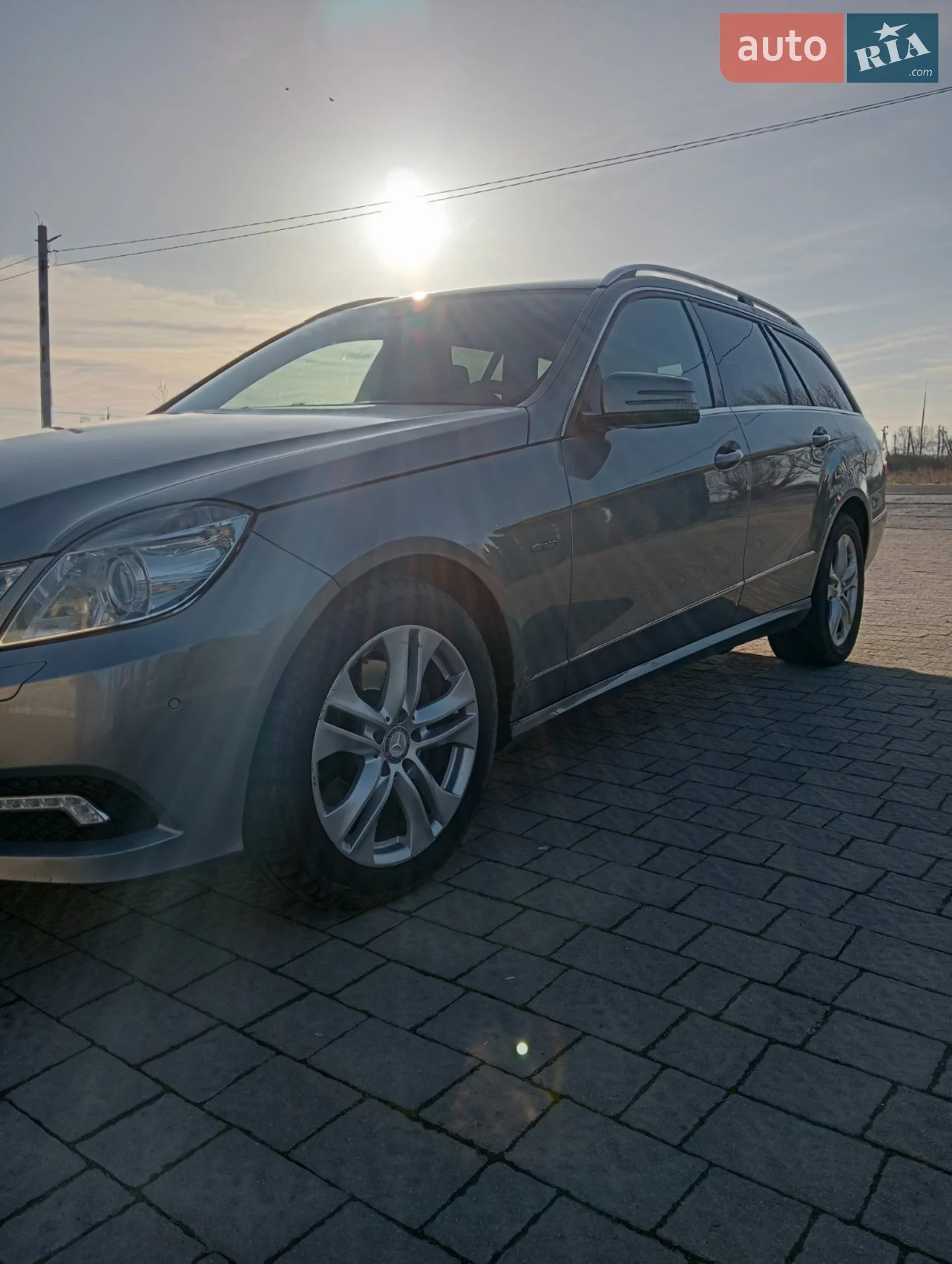 2010 Mercedes-Benz E-klasse - мініатюра 3