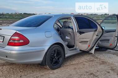 Седан Mercedes-Benz E-Class 2003 в Одессе