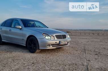 Седан Mercedes-Benz E-Class 2003 в Одессе