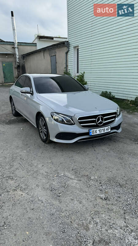 Седан Mercedes-Benz E-Class 2018 в Хмельницком