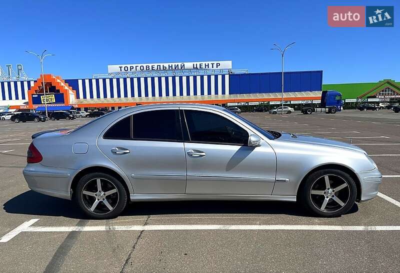 Седан Mercedes-Benz E-Class 2006 в Миколаєві фото 6 Седан Mercedes-Benz E-Class 2006 в Миколаєві