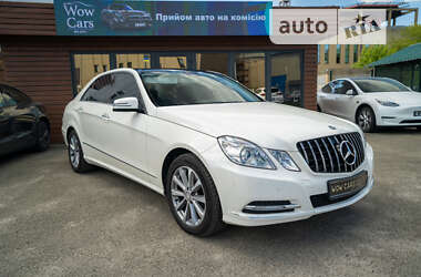 Седан Mercedes-Benz E-Class 2011 в Киеве