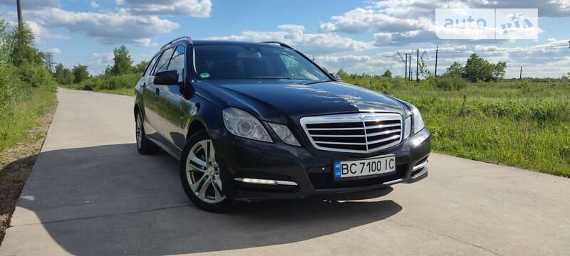 Mercedes-Benz E-Class 2011