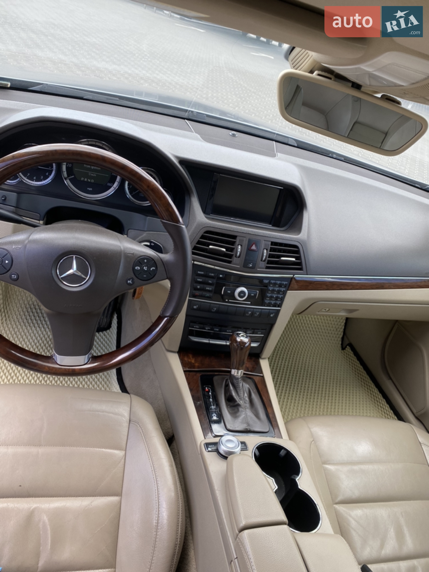 2010 Mercedes-Benz E-klasse - мініатюра 18