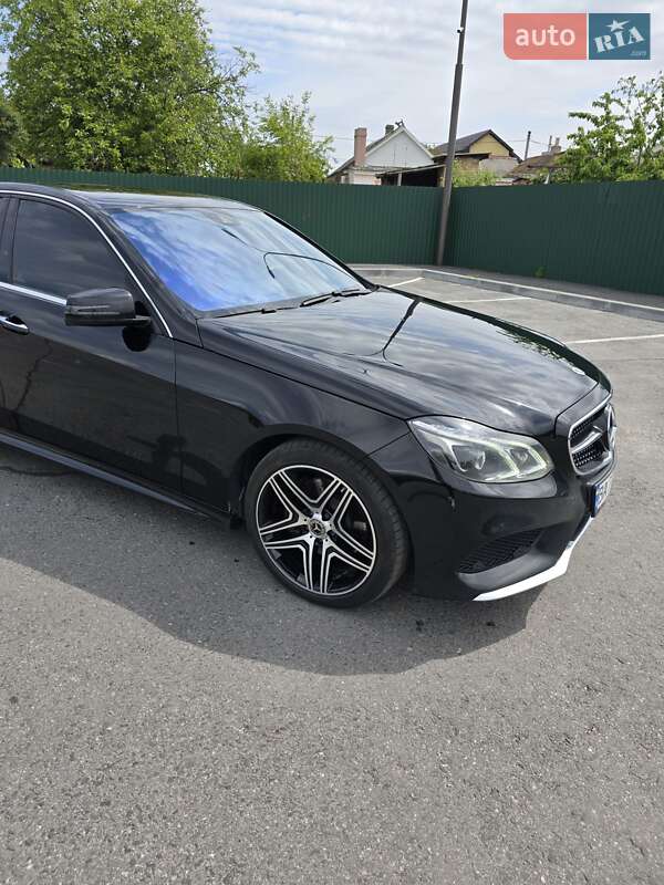 Седан Mercedes-Benz E-Class 2015 в Александрие фото 10 Седан Mercedes-Benz E-Class 2015 в Александрие
