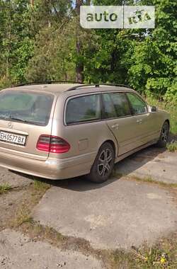 Универсал Mercedes-Benz E-Class 2000 в Житомире