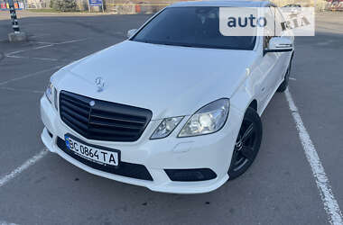 Седан Mercedes-Benz E-Class 2009 в Ивано-Франковске