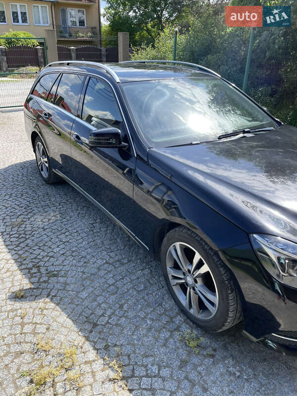 Универсал Mercedes-Benz E-Class 2015 в Ужгороде фото 6 Универсал Mercedes-Benz E-Class 2015 в Ужгороде
