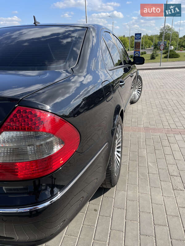 Седан Mercedes-Benz E-Class 2008 в Жмеринке