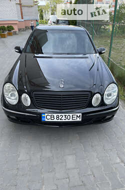 Седан Mercedes-Benz E-Class 2002 в Тернополе