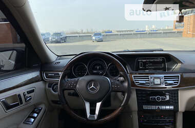 Седан Mercedes-Benz E-Class 2014 в Киеве