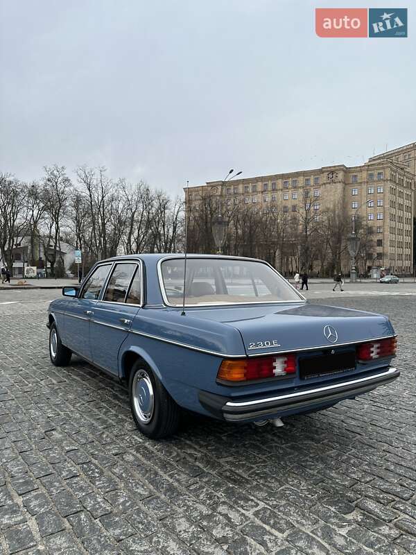 Седан Mercedes-Benz E-Class 1984 в Києві