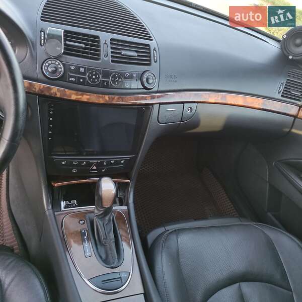 Универсал Mercedes-Benz E-Class 2004 в Погребище фото 10 Универсал Mercedes-Benz E-Class 2004 в Погребище