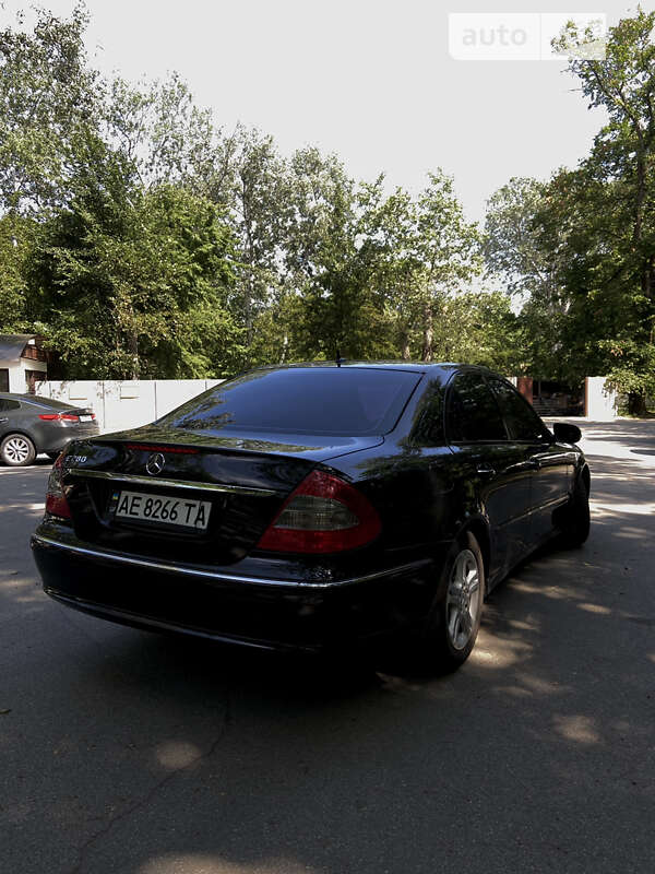 Седан Mercedes-Benz E-Class 2007 в Днепре