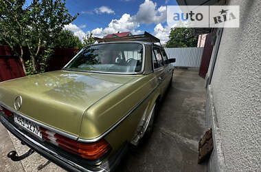 Седан Mercedes-Benz E-Class 1982 в Каменец-Подольском