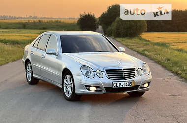 Седан Mercedes-Benz E-Class 2007 в Рівному