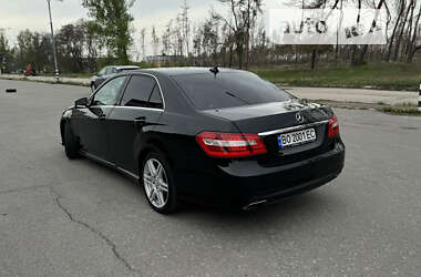 Седан Mercedes-Benz E-Class 2012 в Харькове