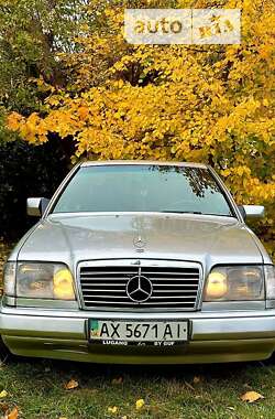 Купе Mercedes-Benz E-Class 1993 в Ужгороді