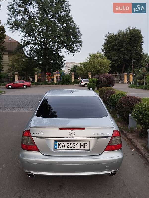 Седан Mercedes-Benz E-Class 2006 в Києві