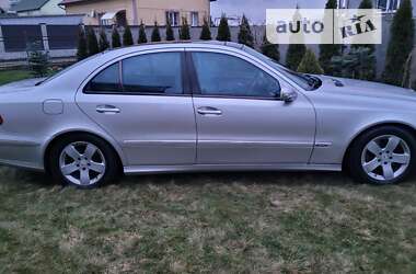 Седан Mercedes-Benz E-Class 2002 в Глинянах