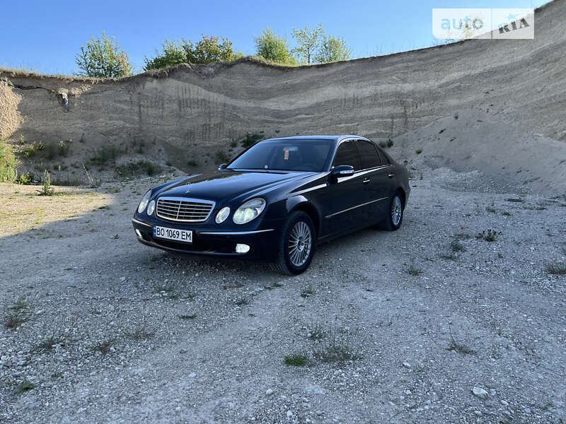 Седан Mercedes-Benz E-Class 2002 в Тернополі