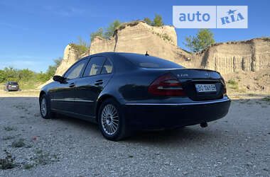 Седан Mercedes-Benz E-Class 2002 в Тернополі