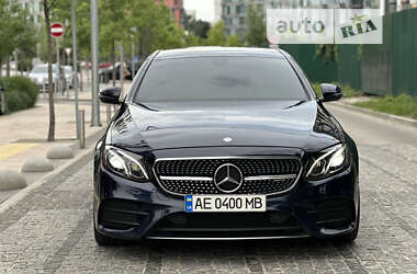 Седан Mercedes-Benz E-Class 2016 в 