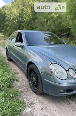 Седан Mercedes-Benz E-Class 2004 в Луцьку