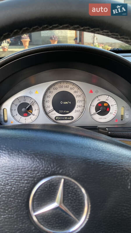Седан Mercedes-Benz E-Class 2007 в Иршаве