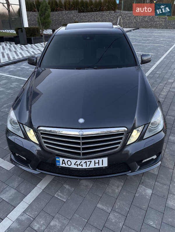 Седан Mercedes-Benz E-Class 2010 в Ужгороде