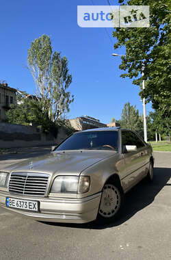 Купе Mercedes-Benz E-Class 1992 в Николаеве